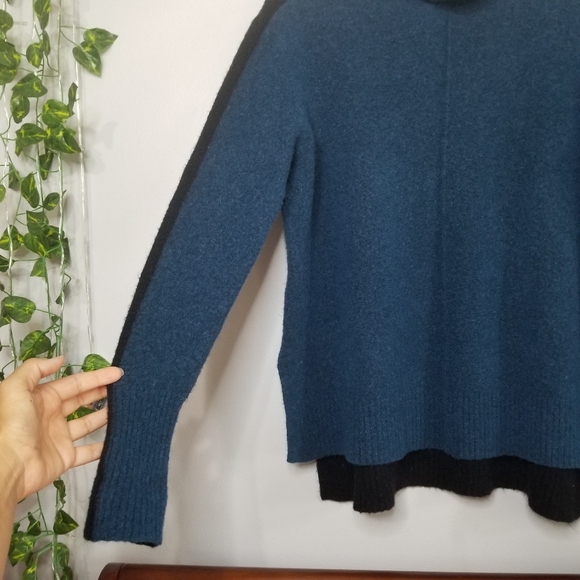 Athleta Transit Womens Colorblock Turtleneck SM Sweater Merino Wool Blend Soft - Picture 5 of 11
